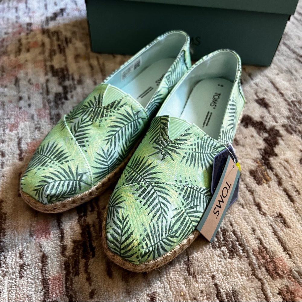 TOMS Alpagrata Rope NWT